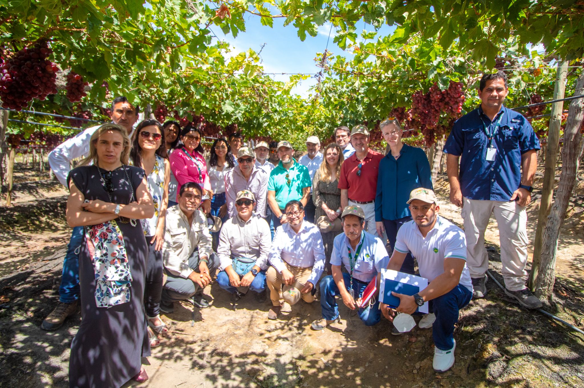 Delegaciones de Almería y Extremadura, España, realizan visitas de estudio en Piura, Perú